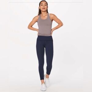 Lululemon Train Times size 2 7/8 Pant (25" ) Midnight‎ Navy